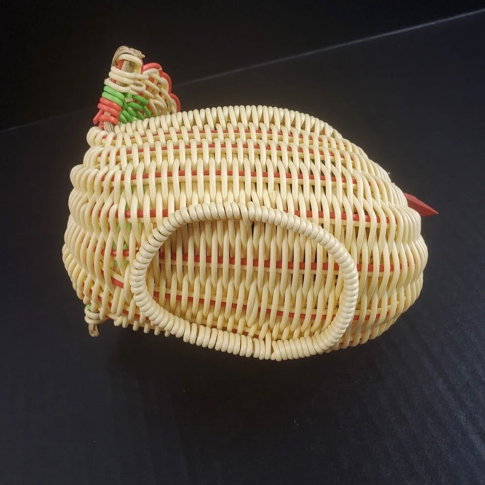 Turkey Shaped Woven‎ Storage Bread Basket Polypropylene, Rustic Farmhouse